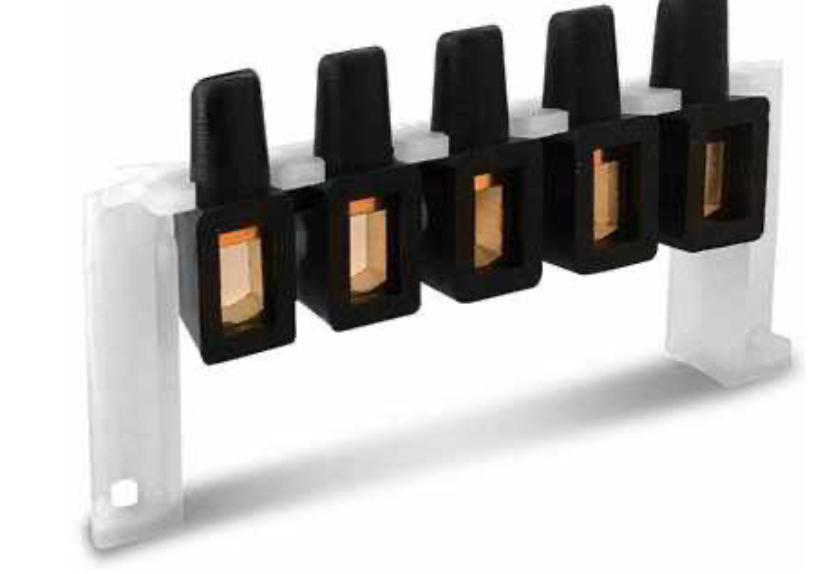 Caja Combinadora Solar Inteligente PV-COMBI-BT607 | 1000 V DC 6 Entradas 7 Salidas con Monitoreo y Protección Completa